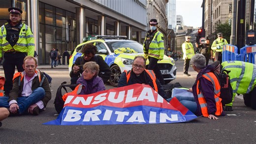 Insulate Britain protests cost £900,000 and protesters say they feel 'bullied' | LBC