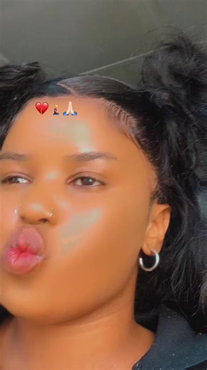 The Story of Asisipho Dlume's Family