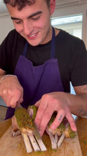 Côtelettes d’agneau aux herbes: Recette délicieuse