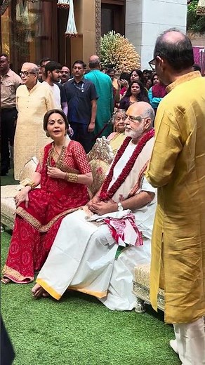 Mukesh Ambani house inside glimpse #antila #mukeshambani #ambani #ambanifamily #mumbaidiaries