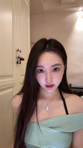 [直播].[原画].[tututuoo].[110653364129].[毕业打工第一天] 2025年3月3日直播回放