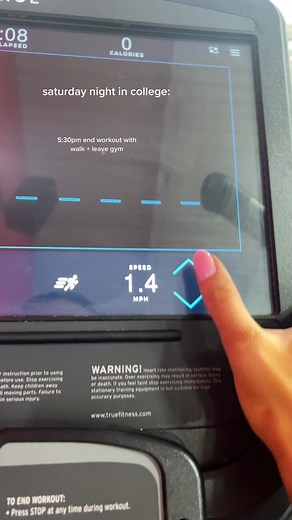 somethin about going to sleep at 9pm on a Saturday #uconn #saturdaynight #nightroutine #grwm #vlog