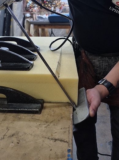 haciendo cortes con angulo o grados #upholstery #tapiz #foam #cuts #tutorials