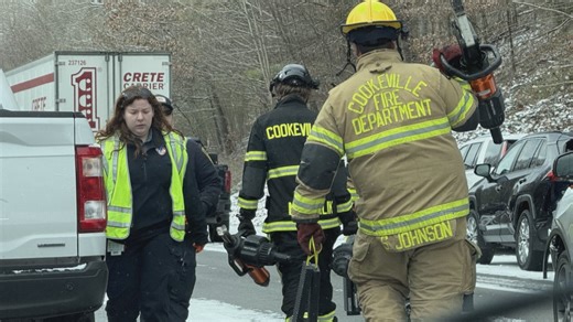 Driver describes being stuck in massive I-40 pile-up near Cookeville