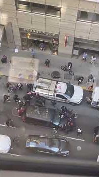 'They're running over people!' Man films chaotic moment ICE SUV drives through protesters #shorts