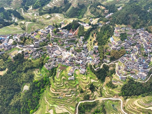 贵州小县城的风光是什么样的？