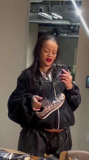 Introducing FENTYxPUMA: The Hottest Shoe Collection by Rihanna