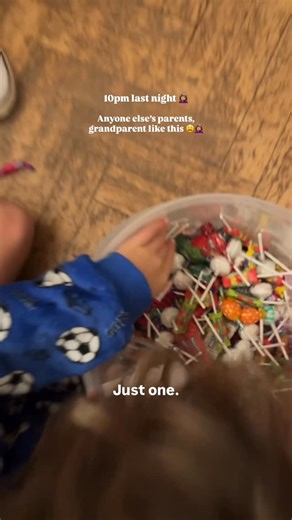 StrongLikeMum on Instagram: "Guys… this is what I’m up against over here 😂😩🤦🏽‍♀️ 10pm the day before Christmas Eve and @krissakabusi aka ‘Opa’ cracking open the marshmallows 🤯😩🫣 I can’t look directly at it!!! Amazingly we did actually get some sleep although I shared a water bed with the big boys, and I took the middle which actually meant they kept rolling onto me… luckily I’m a fan of cosy sleeping so it was all good! Spending most of today outside 🌳 we have a tradition of a Christmas 