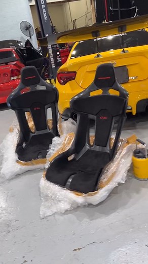 Installed the first Matt Carbon Seat "GT-Max Series" with Black Alcantara padding to @ck_one FRS by @brothersgarage_performance Thanks @freshaccord for filming this. | KevMannz USA