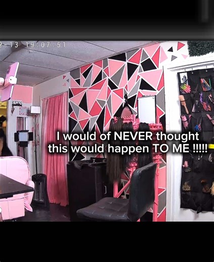 I'm so glad I put this camera up TODAY ! if this isn't a sign idk what is... invest into a camera TODAY to avoid situations LIKE THIS BS !#indoorcamera #outdoorcamera #camerafootage #ringcam #tiktokmademebuyit