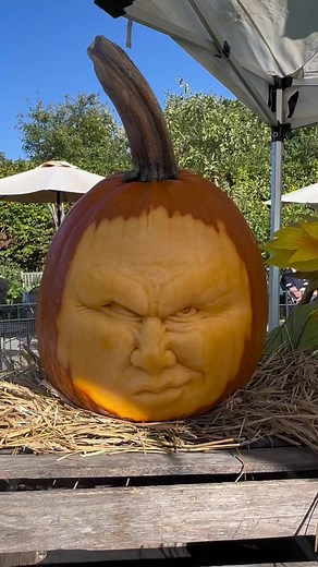 Spooky Halloween Pumpkin Carving Ideas