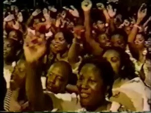 Con Funk Shun - Love Train (Live)