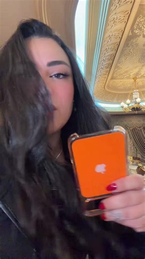 تجارب تالياً النحاس مع الأصدقاء