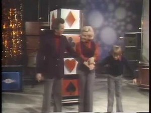 Magic of Mark Wilson - Stack of Boxes with Greg Wilson and Nani Darnell