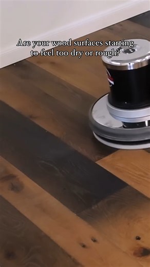 When your wood surfaces begin to feel dry, refreshing them with Renew is easy! 👏 How to use Renew: 1. Vacuum and clean the wood surface using Rubio Monocoat Soap or Surface Care Spray. 2. Apply Renew to the wood surface. To avoid the floor becoming sticky, use a minimal amount! 3. Allow the product to react for a few minutes. 4. Wipe dry with a cloth, paper towel, or buffer with a white pad. 5. Perform a final wipe using an absorbing cloth until the surface feels completely dry. During your app