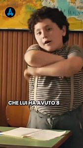 Qui è quando Salvini frequentava la scuola...🤭🤣 | Ubi Maior