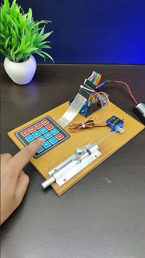 Automatic Door Lock System Using Arduino UNO #arduinoprojects #arduino #arduinotutorial #door #iot