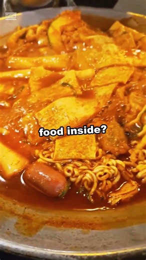 Why Does Only Water Boil — Not the Food? #EverydayScience #CookingScience #FoodScience