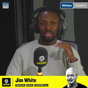 "Liverpool will struggle a bit this year. The squad's not big enough for me." ❌ "I even think Chelsea will close the gap." 🔵 "Leeds will cause them a problem." ✅ @SWP29 doesn't think Liverpool FC will retain their title.🏆 | talkSPORT