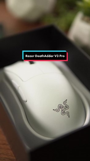 Stay ahead of the competition in style with the Razer DeathAdder V3 Pro White Edition. 😎 #razer #gaming #gamingmice #asmr #pcgaming #unboxing