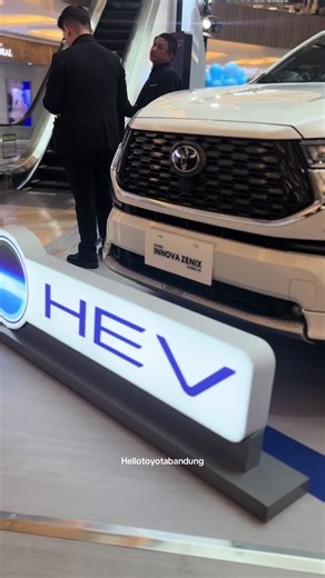 Akhir tahun saatnya naik kelas 🚀 🚘 Toyota ZENIX HYBRID 💰 DP mulai 85 jt 💳 Cash & Credit bisa 🎁 Promo akhir tahun 👩‍💼 Rahma | Sales Toyota 📍 Tunas Toyota Kiaracondong 📲 0813-2003-6084 #FYP #ToyotaZenix #ZenixIndonesia #PromoAkhirTahun #MobilBaru