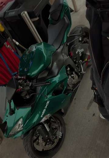 Biker Boy's Guide to Staying Warm on a Motorcycle in Winter