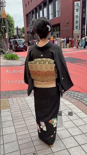 留袖の自装#着物の着方 #着物 #着付け講座 #伝統文化 #kimono #着物 https://kimononokai.jp/
