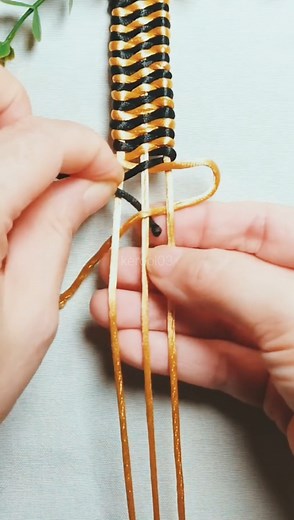 164K views · 592 reactions | How to make super wide bracelet朗How to make super wide bracelet朗 | Kerol03 | Facebook