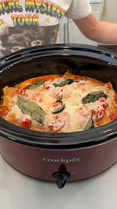 best lasagna dinner you'll ever make easy and delicious 1 pot meal! thanks for watching! this video was produced by Network Media and Jacky P | Home Hacks & Easy Snacks