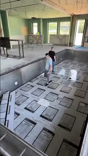 Making a large swimming pool using structured construction methods