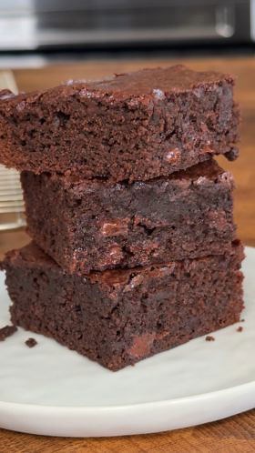 One Bowl Chocolate Brownies
