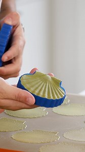 250K views · 276 reactions | Let’s make a seaweed crisp!  Find a...