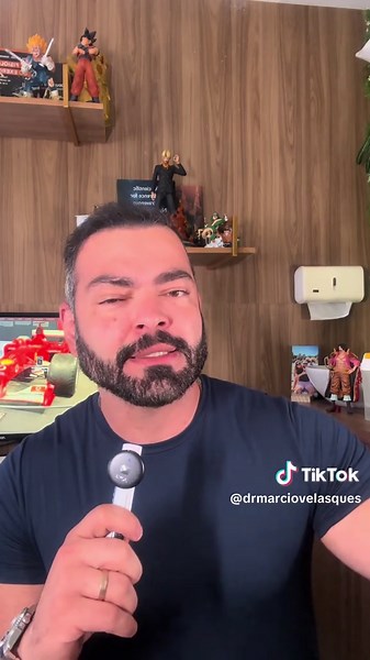 Pq esse ódio todo contra a coitada da Sibutramina. Você sabe a verdade sobre ela ? 🔥 Emoções engordam e não a comida? 🤯🚫🍽️ Venha para o Self7 EVR 🔗 Link na BIO para saber mais! 🔗 Pronto para essa transformação? 🚀 Venha fazer parte do EMAGRECIMENTO DA VIDA REAL🚀 Quem sou eu? Médico 🩺 | Escritor 📚 | Professor 👨🏻‍🏫 CRM-RJ 52-101149-9 Com pós-graduações em: ✅ Cardiologia ✅ Ciências da Longevidade Humana ✅ Medicina do Esporte ✅ Nutrologia ✅ Psiquiatria ✅ Medicina Fetal ✅ Endocrinologia �