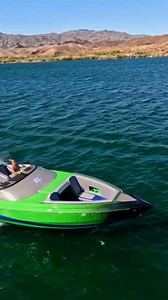 Patrick and Shelly Koch running their new 35 Shockwave with twin Teague Custom Marine Inc. 1200’s on Lake Havasu for Desert Storm. Boat Name: “Shell Shocked” 😉 | Fast Loud Photography