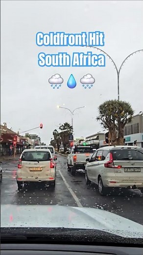 Cold and rainy weather in South Africa today 🌧️🌨️🚨 #satoday