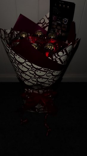 Men deserve Love & Flowers too! No matter the walk of life. One way to express that is through our Forever Roses 🌹💛@thenewgag #mendeserveflowerstoo #redroses #kashroyale #dior #foreverroses #eternalroses #mongrelsgetrosestoo #fyp #foryoupagе #fypシ゚ #viral #trending #showlove #bouquet #wellington #nz #smallbusiness #maoritiktok #explore #explorepage #blowthisup