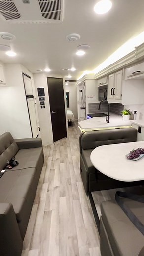 10/10…that’s it 🙌 #rvtiktok #rvtour #rvinterior #motorhome #classa