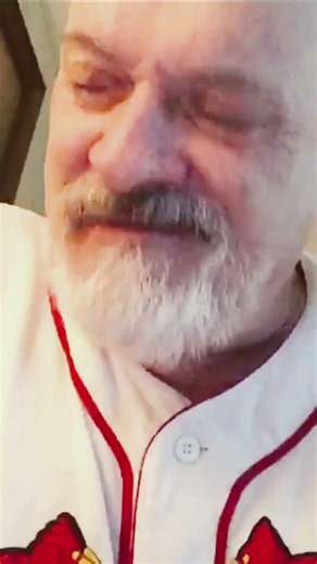 Old Man Sings Mr. Bojangles