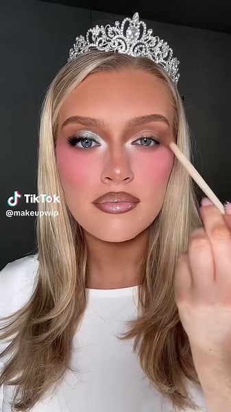 KING KYLIE: Makeup Tutorial with Kylie Jenner Products