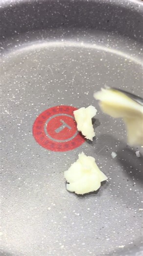 Eggs for breakfast, lunch, or dinner. #eggs #egg #deliciousdskitchen