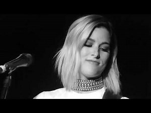 Cassadee Pope - Candles (Live) CMT Next Women Of Country O2Institute3 Birmingham 12/05/19