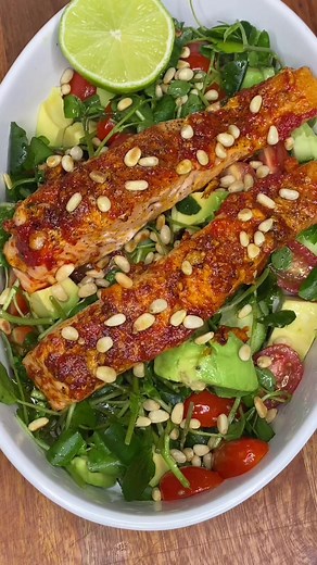 Delicious and Healthy Watercress Salad Recipe with Seared Salmon
