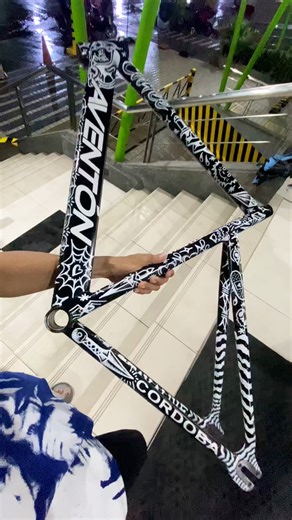 Aventon Cordova Custom Paint💥 Pm for inquiries 📩 #chieecustom #fixedgearessentials | 𝘾𝙃𝙄𝙀𝙀