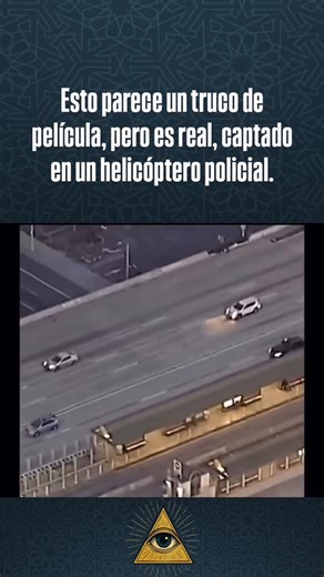 REVELACIONES SECRETAS on Instagram: "Una persecución a alta velocidad por Los Ángeles tomó un giro bizarre cuando un Jaguar siguió rodando - ¡sin conductor! El vehículo se detuvo bajo un puente, pero cuando llegó la policía, el conductor había desaparecido. El auto deportivo de lujo quedó abandonado en medio de la calle, sin pistas ni señales del sospechoso. Hasta julio de 2025, el caso sigue siendo un misterio. La extraña desaparición dejó a las autoridades y residentes perplejos, convirtiendo 
