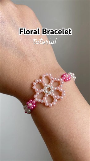 floral bracelet tutorial #beadedbracelet #tutorial #diy #preppy
