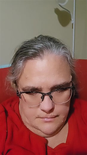 Me-my-cats-and-crochet (@memycatsandcrochet)’s videos with original sound - Captain Janeway's DQVC