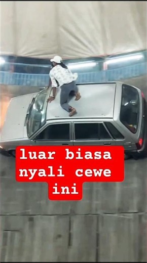 beautiful girl action #viral #latestnews #fyp #debus #action #cool #freestyle #tongsetan #circus ...