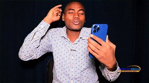 76K views · 63 shares | HASSAN TOP OO ARIN QOSOL LEH KA QABSATAY IPHONE 12 PRO MAX ILA ARAG | Durdur Media Group | Facebook