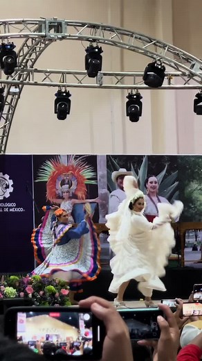 Boda Folklorica en Nayarit: Pelea por la Novia y Machetazos