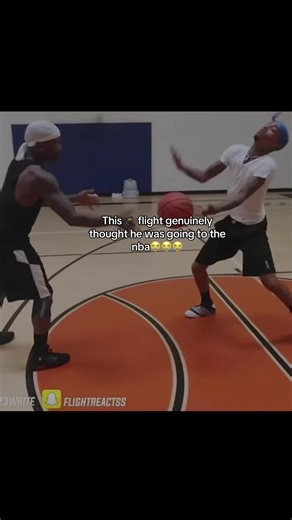 #flightreacts #basketball #crash #fyp #lebron